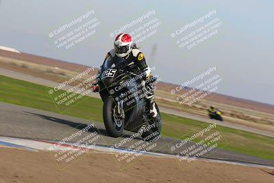 media/Feb-10-2023-TrackDaz (Fri) [[827c11d241]]/Club Racers/2pm (Wheelie Bump)/